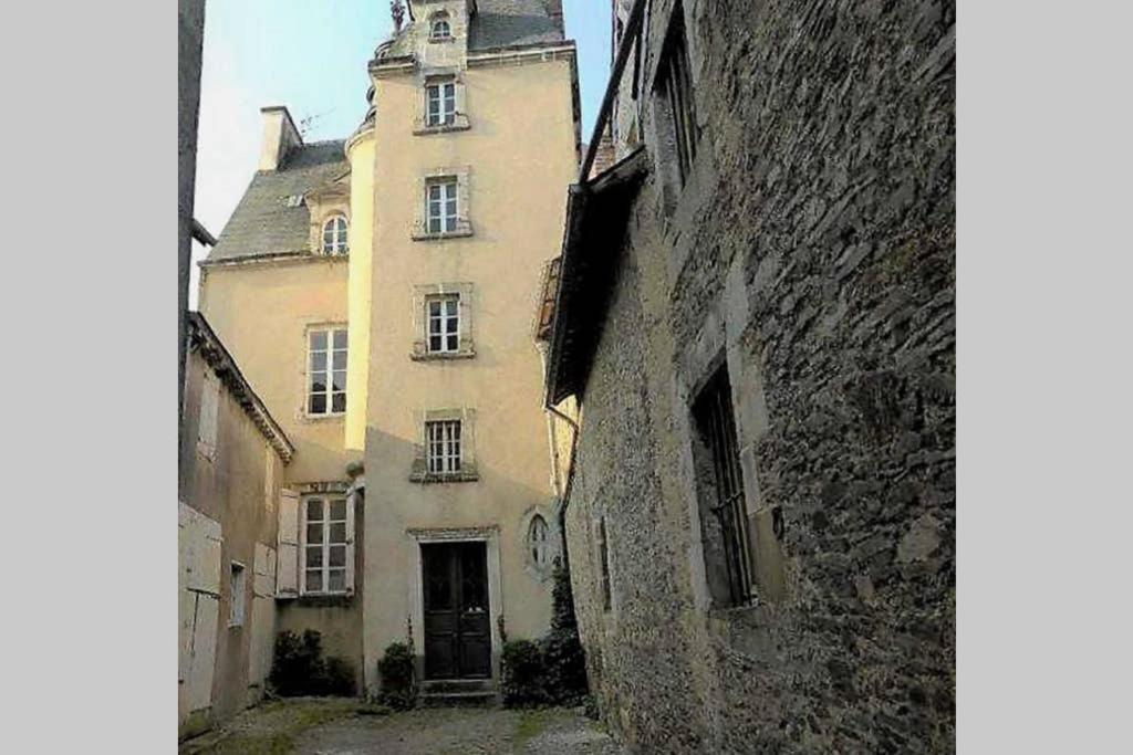 Charmant Duplex Centre Historique Vitre Экстерьер фото